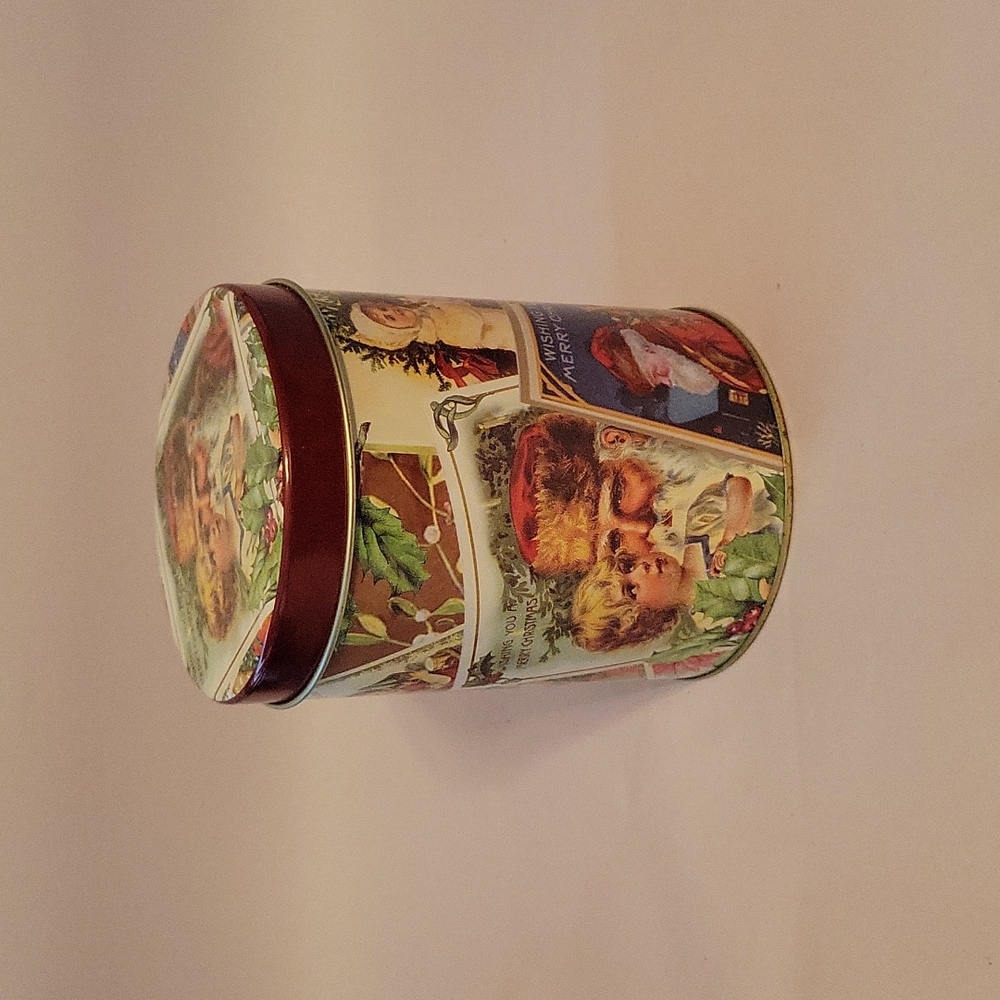 Michaels Christmas Tin